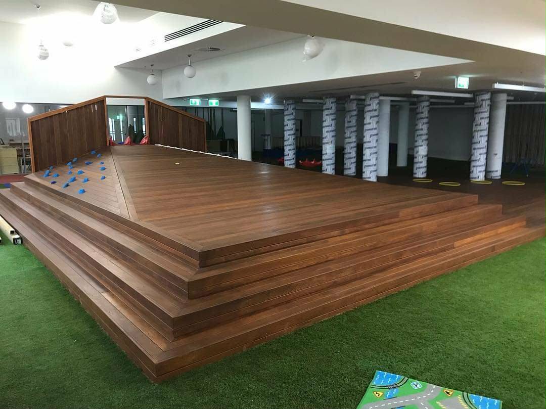 Indoor hardwood platform